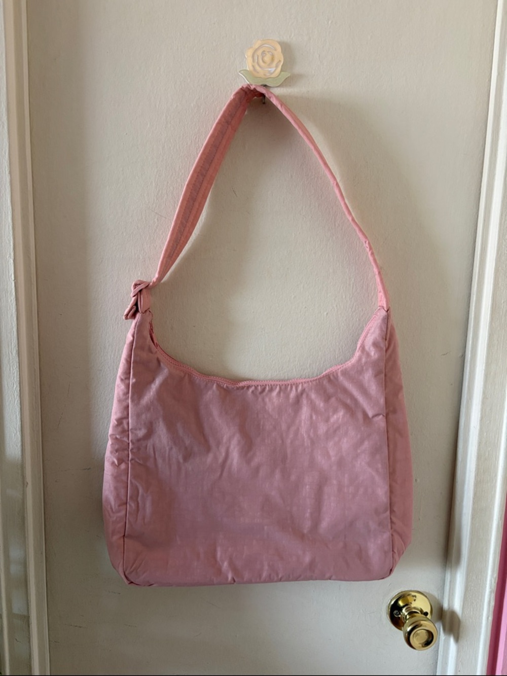 NWT BAGGU Urban Outfitters Rose Tan Standard Shoulder Bag